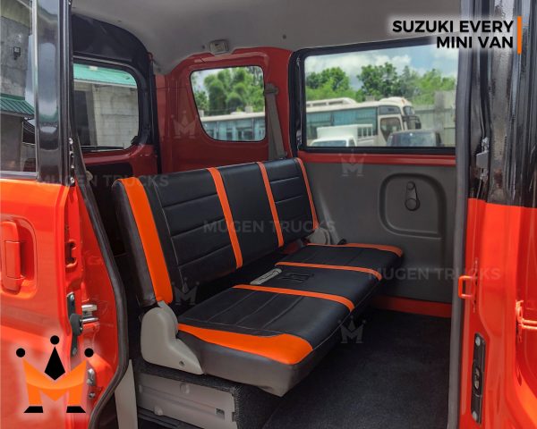 Suzuki Every DA17 Minivan - Image 24